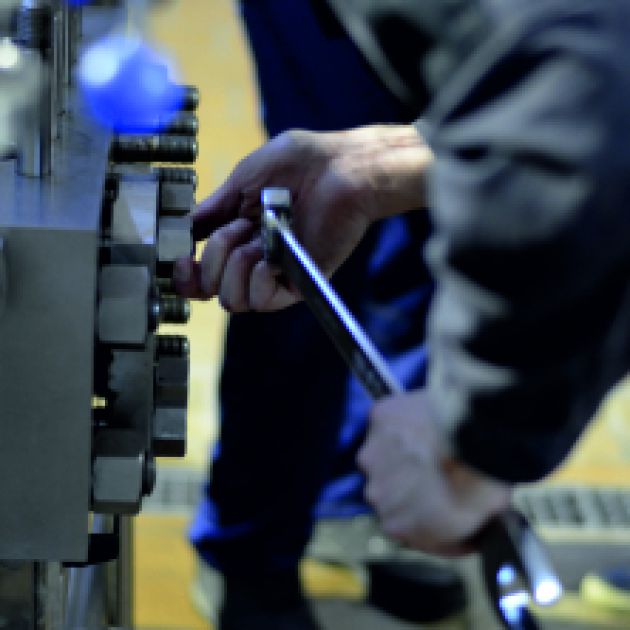 Equipment after-sales service